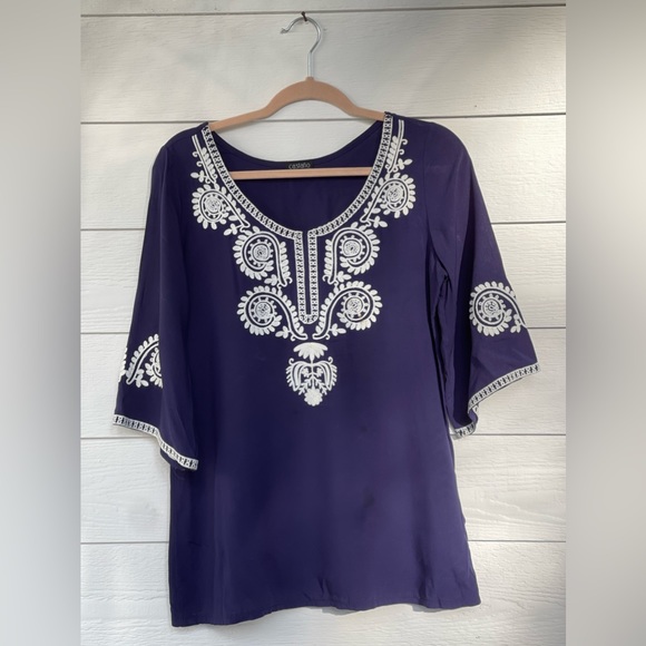 Women’s embroidered tunic top. Size Small/Medium. - Picture 1 of 3